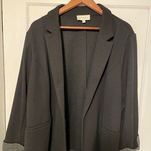 Black lightweight Skies are Blue Blazer